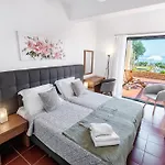 Beachfront - Pool فيلة *