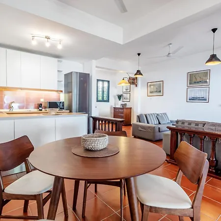 Beachfront - Pool Villa