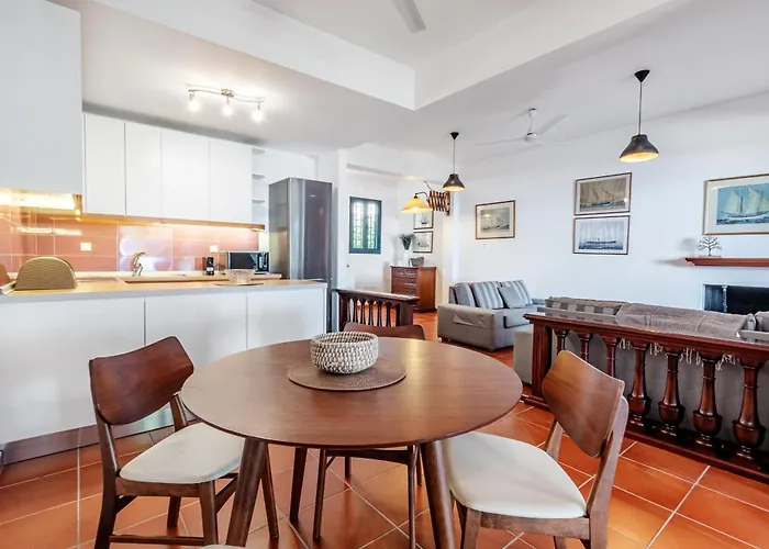 Beachfront - Pool 빌라