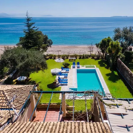 Beachfront - Pool וילה *